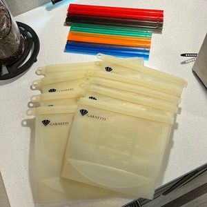 Reusable silicone bags